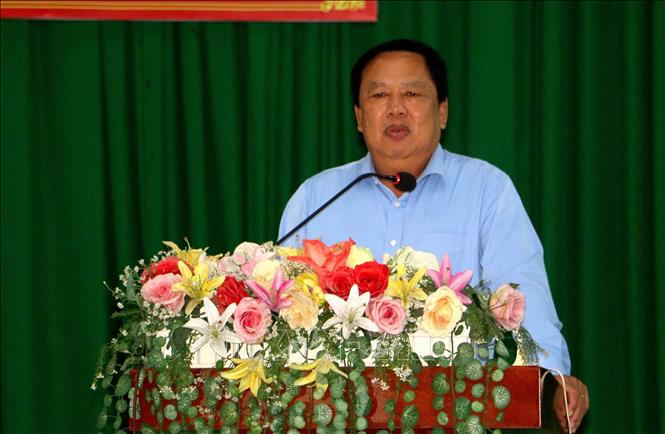 Phó Chủ tịch UBND tỉnh Vĩnh Long Nguyễn Văn Liệt phát biểu tại hội nghị. Ảnh: Lê Thúy Hằng – TTXVN.