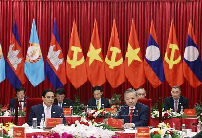 Tổng Bí thư Tô Lâm, Thủ tướng Phạm Minh Chính và đoàn Việt Nam tại cuộc gặp. Ảnh: Thống Nhất – TTXVN