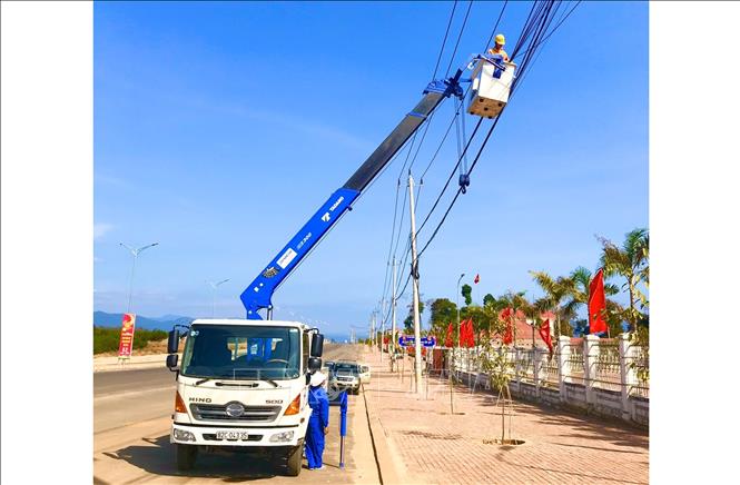 Hệ thống điện lưới quốc gia được phủ đến tất cả các hộ dân tại huyện Ia H'Drai (tỉnh Kon Tum). Ảnh: Khoa Chương - TTXVN