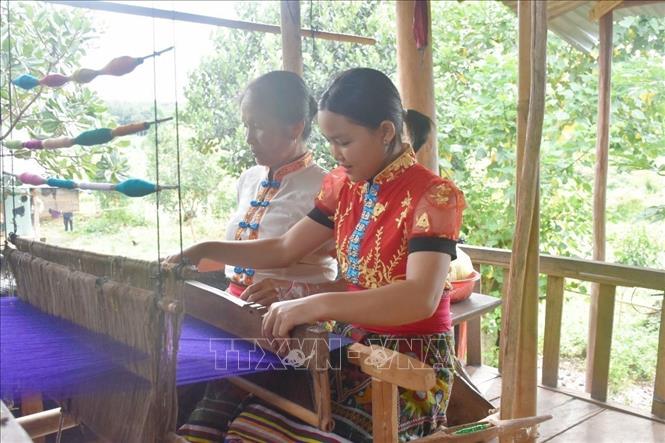 Nhờ đầu tư có hiệu quả, huyện Ia H'Drai (tỉnh Kon Tum) thu hút đông đảo dân cư là người dân tộc thiểu số phía Bắc đến sinh sống và định cư. Ảnh: Khoa Chương - TTXVN