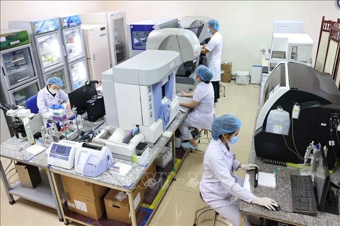 Bệnh viện Nội tiết Trung ương hiện có 2 cơ sở tại Hà Nội cùng hệ thống 42 khoa, phòng lâm sàng, cận lâm sàng, chức năng với 1.195 viên chức và người lao động. Ảnh: Thanh Tùng - TTXVN