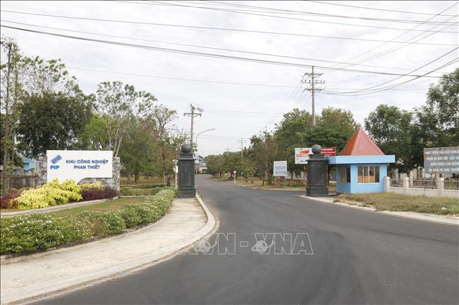 Khu công nghiệp Phan Thiết phát huy hiệu quả thu hút nhiều dự án đầu tư với tỉ lệ lấp đầy đạt 100%. Ảnh: Nguyễn Thanh - TTXVN