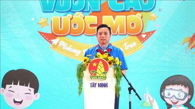 Phó Chủ tịch Hội đồng Đội Trung ương, Chủ tịch Hội đồng Huấn luyện Trung ương Lê Anh Quân phát động chương trình. Ảnh: Thanh Tân – TTXVN