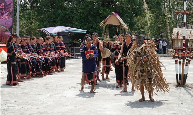 Không gian văn hóa cồng chiêng Tây Nguyên được UNESCO công nhận là Kiệt tác truyền khẩu và Di sản văn hóa phi vật thể của nhân loại năm 2005, là niềm tự hào của vùng đất Gia Lai. Ảnh: Hoài Nam – TTXVN