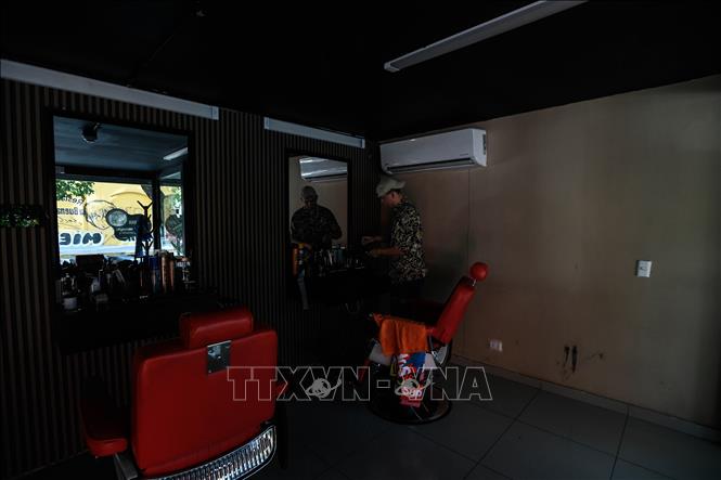 Mất điện tại thủ đô Santiago, Chile ngày 25/2/2025. Ảnh: THX/TTXVN