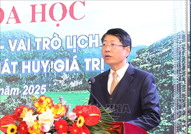 Ông Trần Song Tùng, Phó Chủ tịch UBND tỉnh Ninh Bình, phát biểu tại Hội thảo. Ảnh: Đức Phương - TTXVN