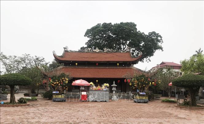 Đền Bia nơi thờ vị thánh thuốc nam Danh y, Thiền sư Tuệ Tĩnh. Ảnh: Tiến Vĩnh – TTXVN