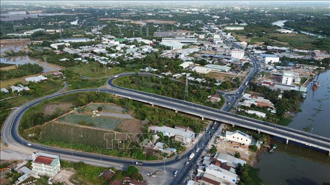 Cao tốc Mỹ An - Cao Lãnh sẽ kết nối với Quốc lộ 30, tuyến Cao Lãnh - Lộ Tẻ và cao tốc Cao Lãnh - An Hữu thành phần 1 (đang xây dựng), thông qua nút giao ở xã An Bình, huyện Cao Lãnh. Ảnh: Nhựt An - TTXVN