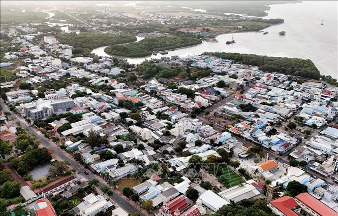 A view of Can Thanh town in Can Gio district. VNA Photo: Hồng Đạt