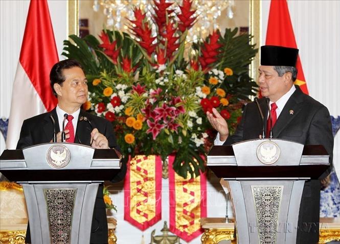 Thủ tướng Nguyễn Tấn Dũng vài Tổng thống Indonesia Susilo Bambang Yudhoyono tại cuộc gặp gỡ báo chí trong chuyến thăm chính thức Cộng hoà Indonesia (14/9/2011). Ảnh: Đức Tám - TTXVN