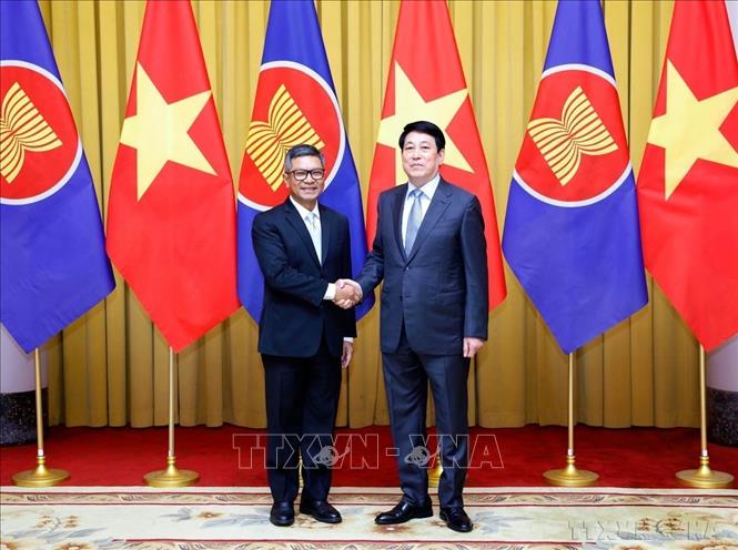 Chủ tịch nước Lương Cường tiếp Đại sứ Indonesia tại Việt Nam Denny Abdi (Hà Nội, 19/2/2025). Ảnh: Lâm Khánh – TTXVN