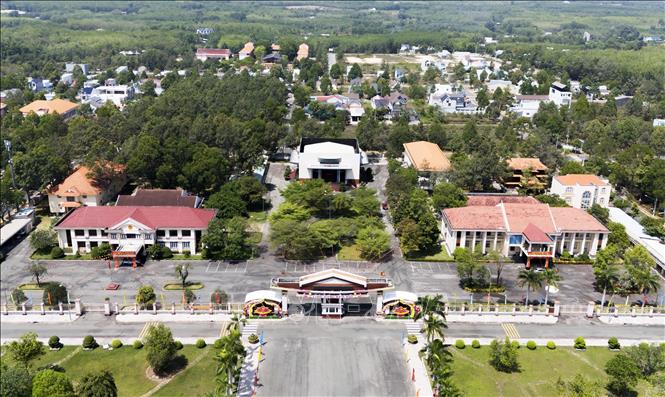 Trung tâm hành chính huyện Dầu Tiếng, tỉnh Bình Dương. Ảnh: Hồng Đạt - TTXVN
