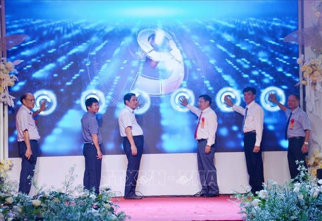 Ra mắt ứng dụng trên thiết bị di động “thông tin huyện Cư M’gar” (Đắk Lắk, 29/8/2023). Ảnh: Hoài Thu - TTXVN