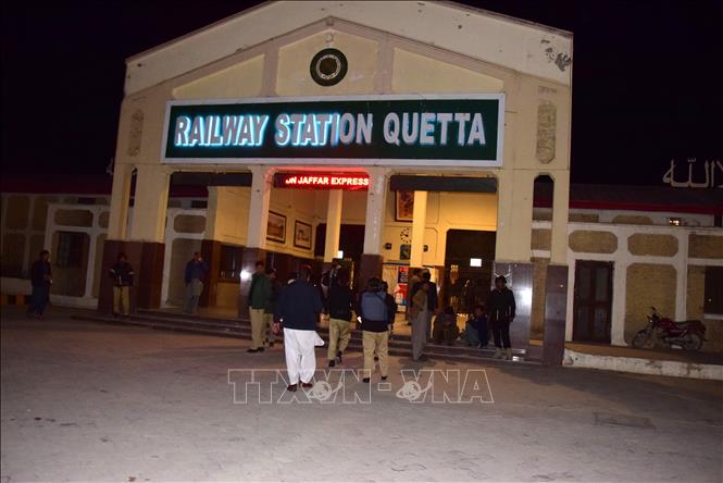Nhà ga tàu hỏa ở Quetta, tỉnh Balochistan, Pakistan, điểm xuất phát của chuyến tàu Jaffar Express bị tấn công ngày 11/3/2025. Ảnh: THX/TTXVN