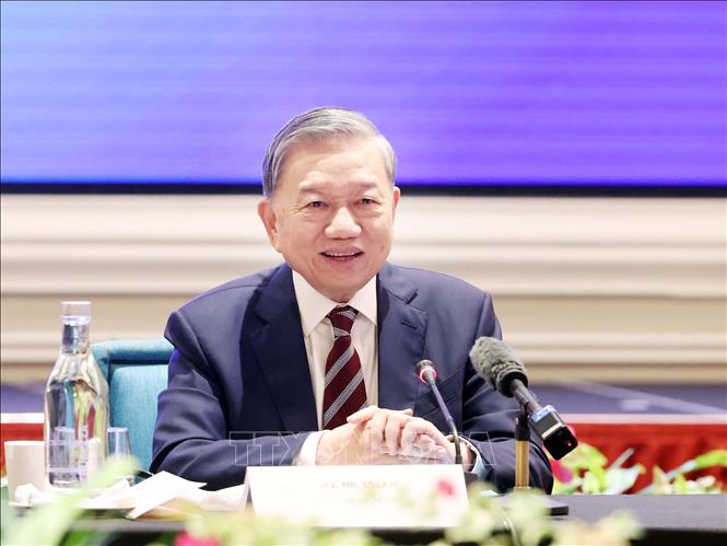Tổng Bí thư Tô Lâm phát biểu tại Tọa đàm doanh nghiệp Việt Nam - Singapore. Ảnh: Thống Nhất – TTXVN