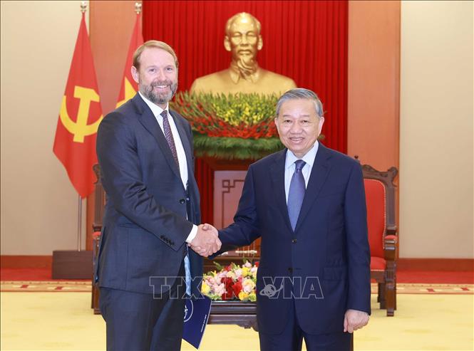 Tổng Bí thư Tô Lâm tiếp ông Nate Franklin, nhà sáng lập và Chủ tịch Tập đoàn Pacifico Energy (PE), Hoa Kỳ. Ảnh: Thống Nhất – TTXVN