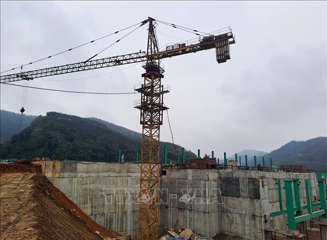 Thi công công trình nhà máy thủy điện Sông Lô 5 (Bắc Quang, Hà Giang). Ảnh: Đức Thọ - TTXVN