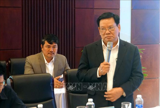 Ông Thái Viết Tường, Giám đốc Sở Giáo dục và Đào tạo tỉnh Quảng Nam phát biểu tại hội thảo. Ảnh: Trịnh Bang Nhiệm - TTXVN