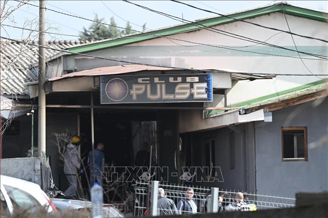 Ngày 16/3/2025, nhà chức trách Bắc Macedonia đã ra lệnh bắt giữ 4 người bị tình nghi liên quan đến vụ hỏa hoạn tại hộp đêm Club Pulse ở thị trấn Kocani, khiến 59 người thiệt mạng, 155 người bị thương. Ảnh: Hiện trường vụ cháy hộp đêm. THX/TTXVN