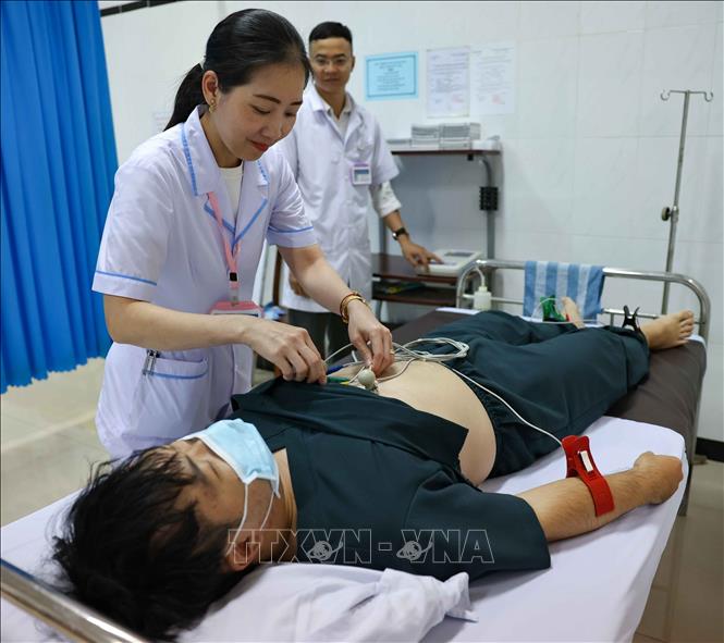 Sắp tới bệnh viện sẽ thành lập Trung tâm Sản nhi, Trung tâm Cấp cứu can thiệp tim mạch, Trung tâm Chấn thương - Phục hồi chức năng… nhằm giảm gánh nặng chi phí điều trị và đi lại cho bệnh nhân và người thân. Ảnh: Thanh Tùng - TTXVN