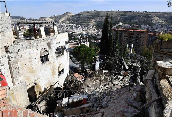 Thiệt hại sau cuộc không kích của Israel tại Damascus, Syria ngày 13/3/2025. Ảnh: THX/TTXVN