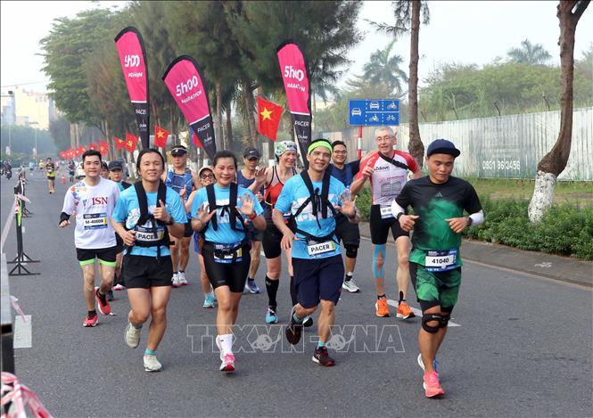Các vận động viên tranh tài Marathon tại Giải. Ảnh: Trần Lê Lâm – TTXVN 