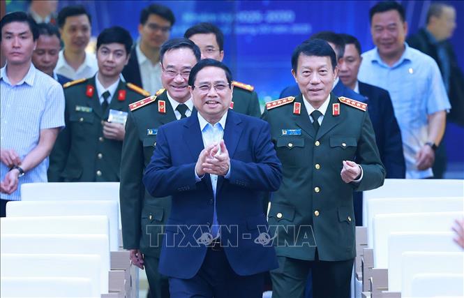 Thủ tướng Phạm Minh Chính đến dự hội nghị. Ảnh: Dương Giang-TTXVN
