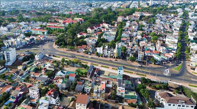 Đề án xây dựng và phát triển thành phố Buôn Ma Thuột đến năm 2030, tầm nhìn đến năm 2045 được thông qua với nhiều giải pháp lớn. Ảnh: Thanh Tùng - TTXVN