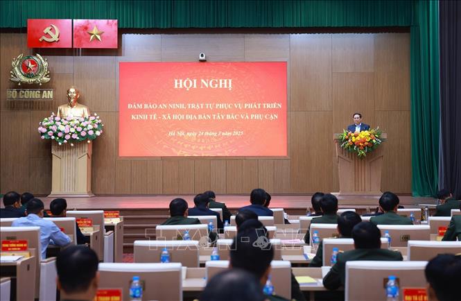 Hội nghị đảm bảo an ninh, trật tự phục vụ phát triển kinh tế - xã hội địa bàn Tây Bắc và phụ cận. Ảnh: Dương Giang-TTXVN
