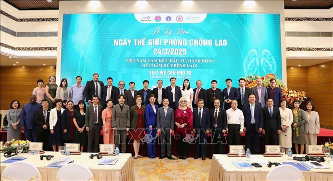 A ceremony marking World TB Day is held in Hanoi on March 24. VNA Photo: Lê Đông