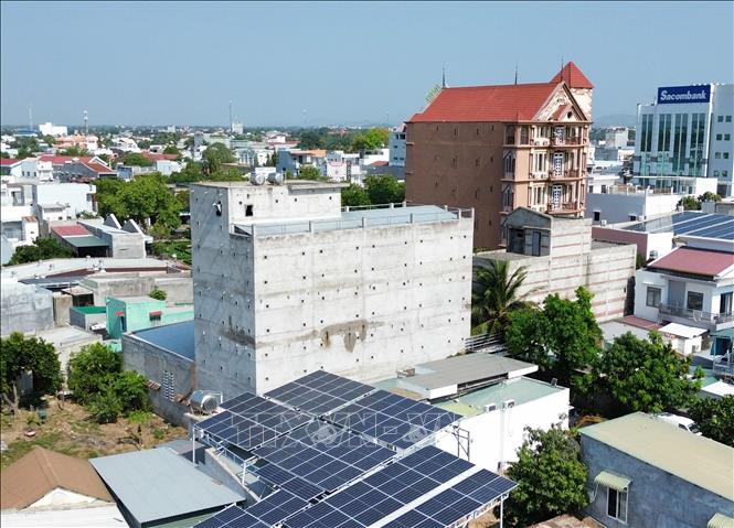 Nhà nuôi chim yến nằm trong khu dân cư ở phường Kinh Dinh (thành phố Phan Rang – Tháp Chàm, Ninh Thuận). Ảnh: Nguyễn Thành – TTXVN