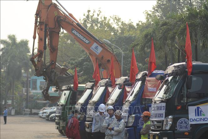 Nghi thức khởi động dự án. Ảnh: Văn Dũng-TTXVN
