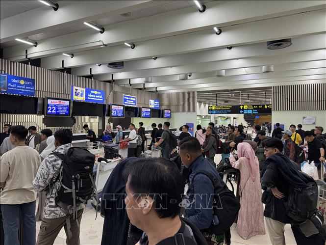 Sân bay quốc tế Soekarno-Hatta của Indonesia đông đúc trong những ngày cận lễ Idul Fitri. Ảnh: Đỗ Quyên (P/v TTXVN tại Indonesia)