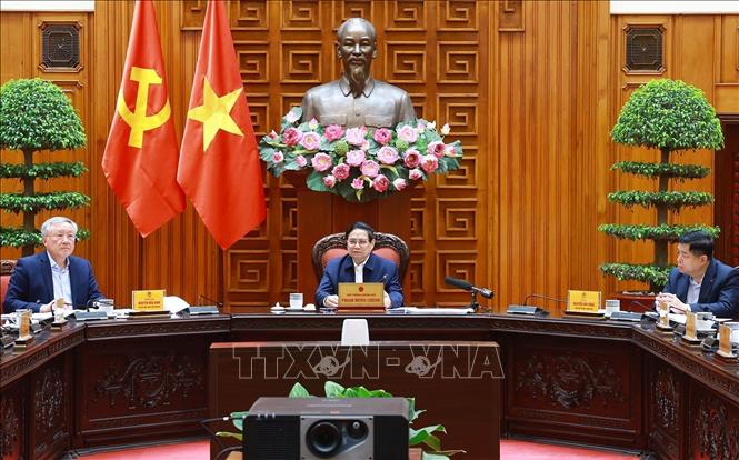 Prime Minister Pham Minh Chinh chairs the meeting. VNA Photo: Dương Giang