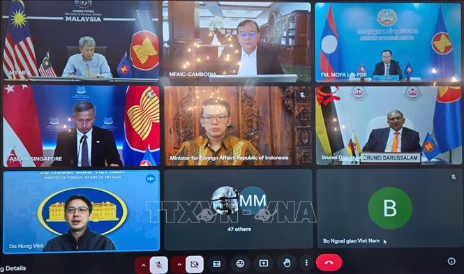 Bộ trưởng Ngoại giao các nước ASEAN họp khẩn trực tuyến về khắc phục hậu quả động đất tại Myanmar và Thái Lan. Ảnh: TTXVN phát