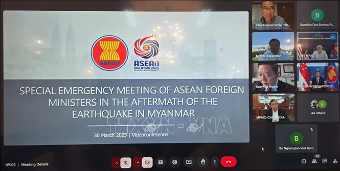 Bộ trưởng Ngoại giao các nước ASEAN họp khẩn trực tuyến về khắc phục hậu quả động đất tại Myanmar và Thái Lan. Ảnh: TTXVN phát