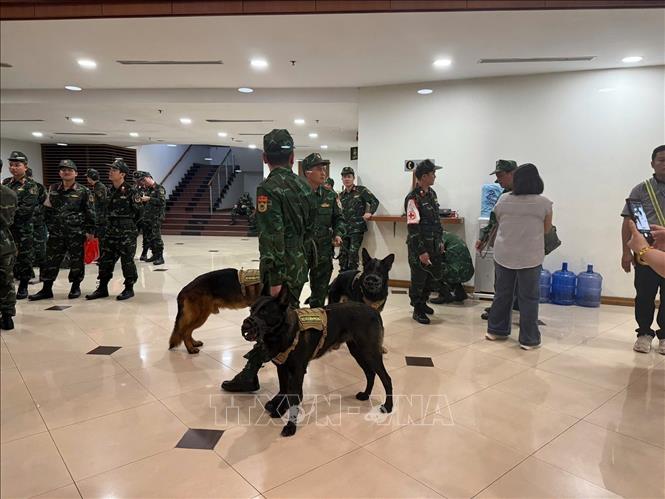 The rescue forces of Vietnam at the Yangon airport. VNA/Photo by courtesy