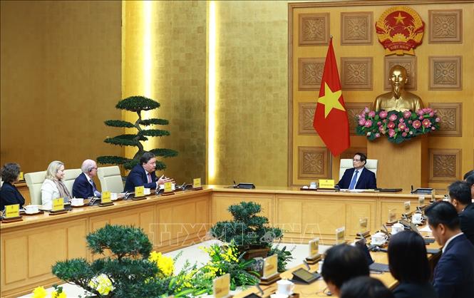 Thủ tướng Phạm Minh Chính tiếp lãnh đạo các trường đại học của Hoa Kỳ sang Việt Nam tham dự Chương trình Hợp tác Học thuật Quốc tế (IAPP). Ảnh: Dương Giang-TTXVN