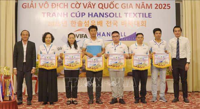 Các đơn vị tham dự giải Cờ vây, Cờ vây trẻ năm 2025. Ảnh: Trung Tuyến – TTXVN