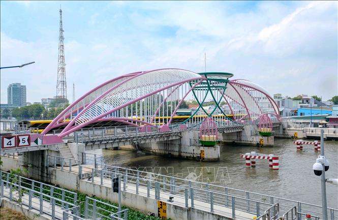 Âu thuyền Cái Khế, một hạng mục trong Dự án 3 vận hành từ năm 2024 giúp chống ngập cho trung tâm thành phố Cần Thơ. Ảnh: Thanh Liêm - TTXVN