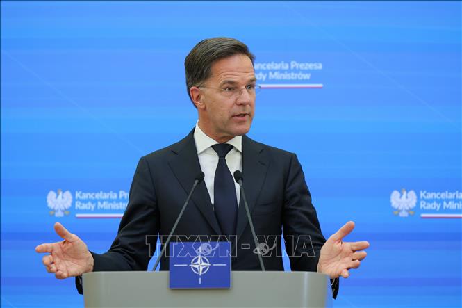Tổng Thư ký NATO Mark Rutte phát biểu họp báo tại Vácsava, Ba Lan. Ảnh: PAP/TTXVN