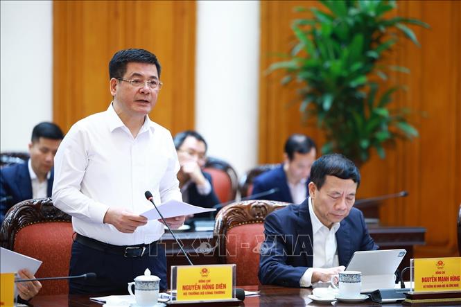 Bộ trưởng Bộ Công thương Nguyễn Hồng Diên phát biểu. Ảnh: Dương Giang-TTXVN 
