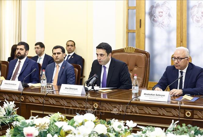 Chủ tịch Quốc hội Armenia Alen Simonyan phát biểu. Ảnh: Doãn Tấn – TTXVN