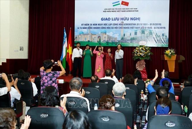 Hội Hữu nghị Việt Nam - Uzbekistan tổ chức Giao lưu hữu nghị kỷ niệm 28 năm Ngày Độc lập Cộng hòa Uzbekistan (Hà Nội,30/8/2019). Ảnh: Văn Điệp – TTXVN