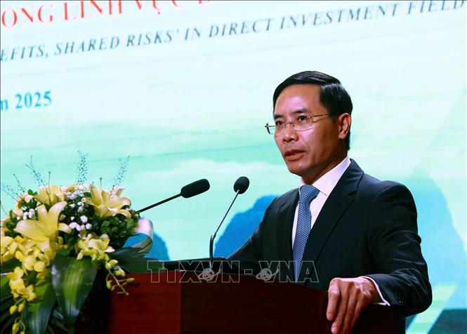 Ông Phạm Đức Ấn, Chủ tịch UBND tỉnh Quảng Ninh phát biểu. Ảnh: Đức Hiếu - TTXVN