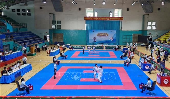 Các vận động viên thi đấu ở hai nội dung chính: Kata (biểu diễn quyền) và Kumite (đối kháng).  Ảnh: Huỳnh Sơn-TTXVN