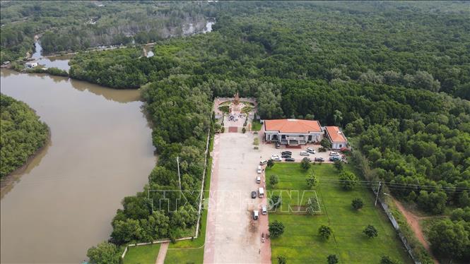 Di tích lịch sử Quốc gia đặc biệt Bến tàu 0 số Lộc An bên bờ sông Ray. Ảnh: Đoàn Mạnh Dương-TTXVN