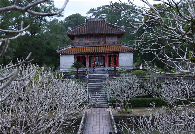 Lầu Minh Lâu trong lăng Minh Mạng (Hiếu lăng), trong quần thể Lăng Minh Mạng. Ảnh: Phạm Hậu – TTXVN