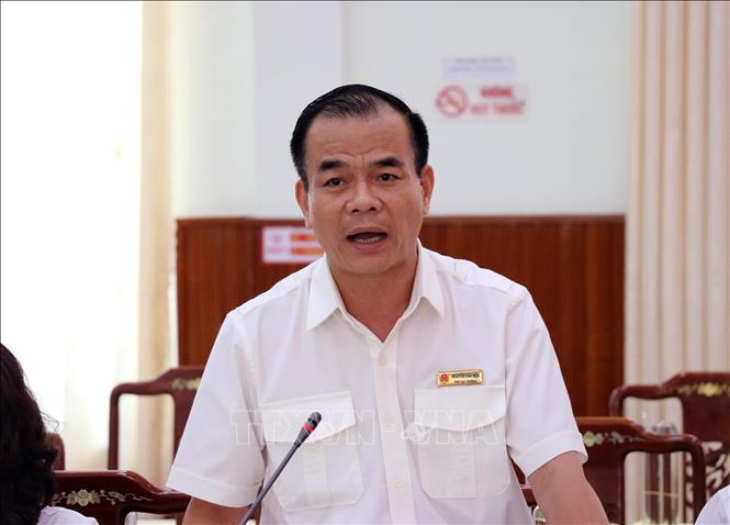 Ông Nguyễn Văn Viện, Phó Chi cục trưởng, Chi cục thuế khu vực XV phát biểu tại hội nghị. Ảnh: Công Thử - TTXVN