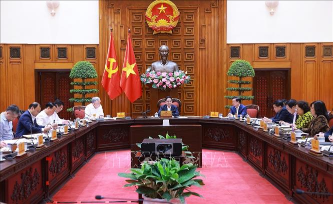 Thủ tướng Phạm Minh Chính chủ trì cuộc họp. Ảnh: Dương Giang-TTXVN 
